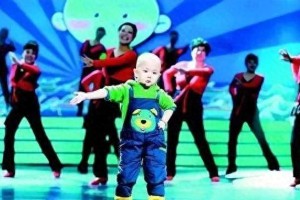 张峻豪：3岁走红，15岁成名的童星励志故事