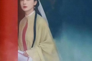 杨紫《家业》杀青：白纱朱砂造型惊艳，于正赞如观音