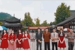 《奔跑吧》第十季：父母爱情回忆杀引泪崩